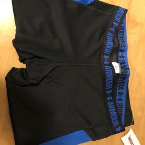 Under Armor Capris NWT